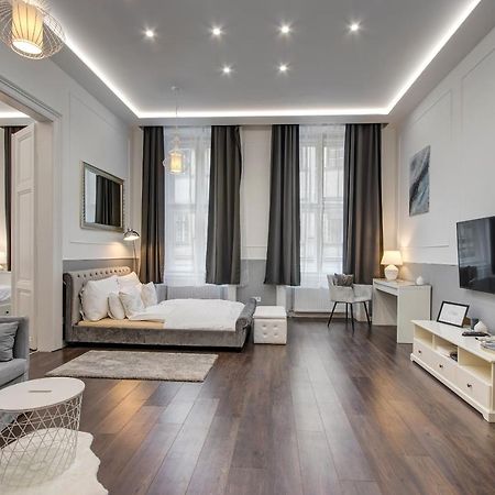 Semmelweis Apartment Budapest Bagian luar foto