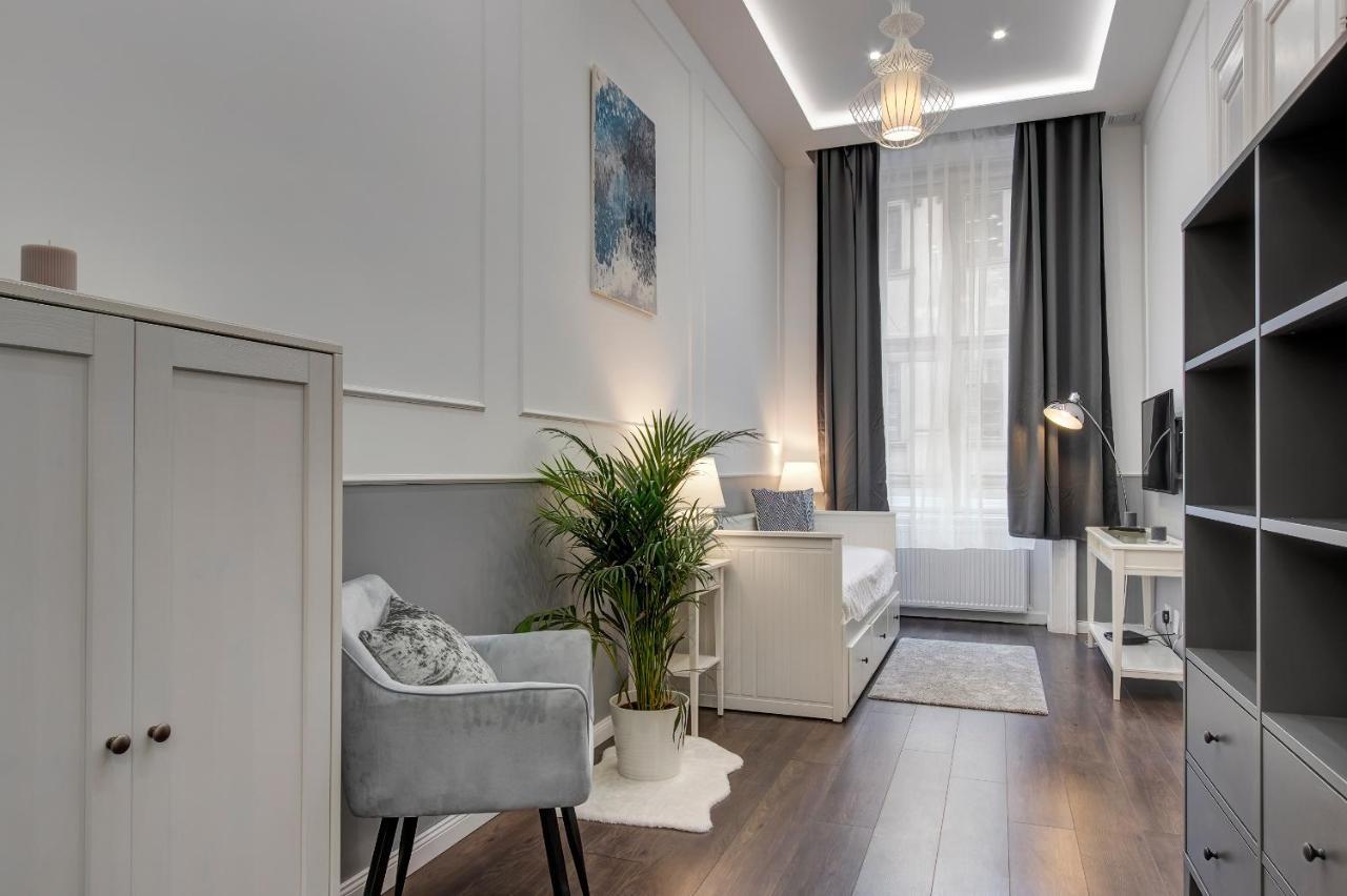 Semmelweis Apartment Budapest Bagian luar foto